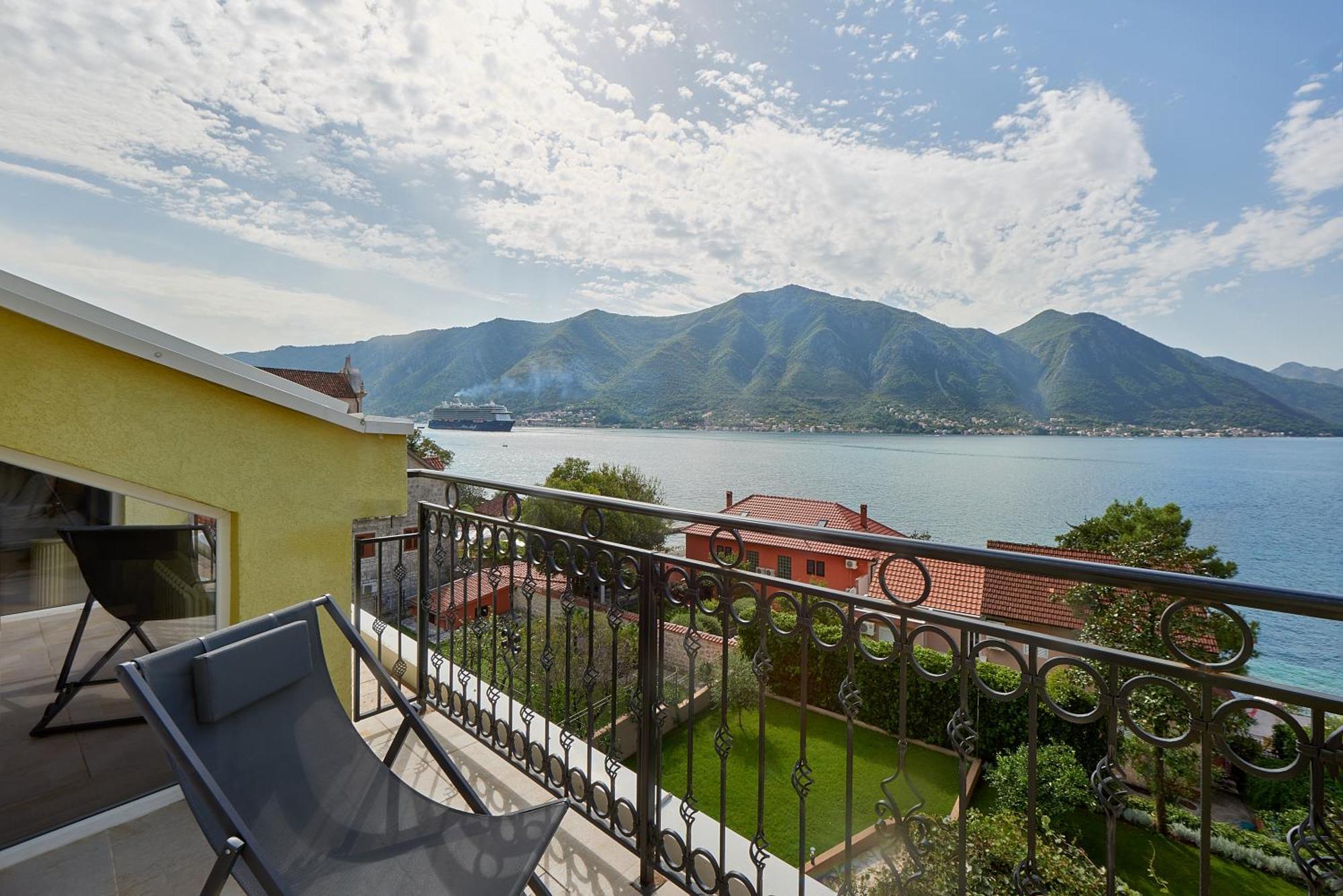 2Montenegro Mimoza Apartments Dobrota Luaran gambar