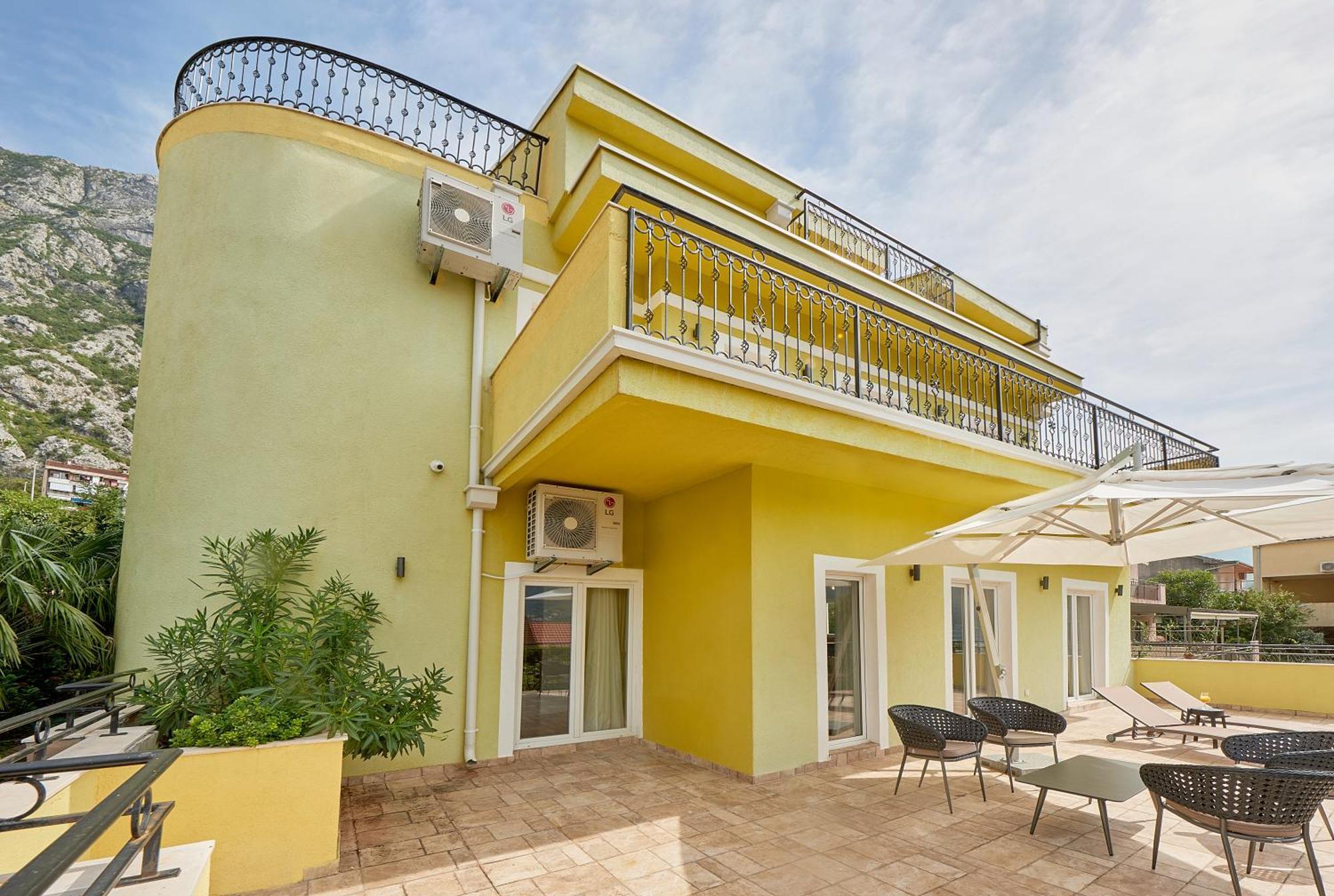 2Montenegro Mimoza Apartments Dobrota Luaran gambar